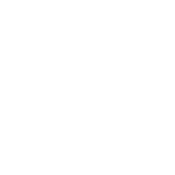 Tri fotografie čiastočne prekryté